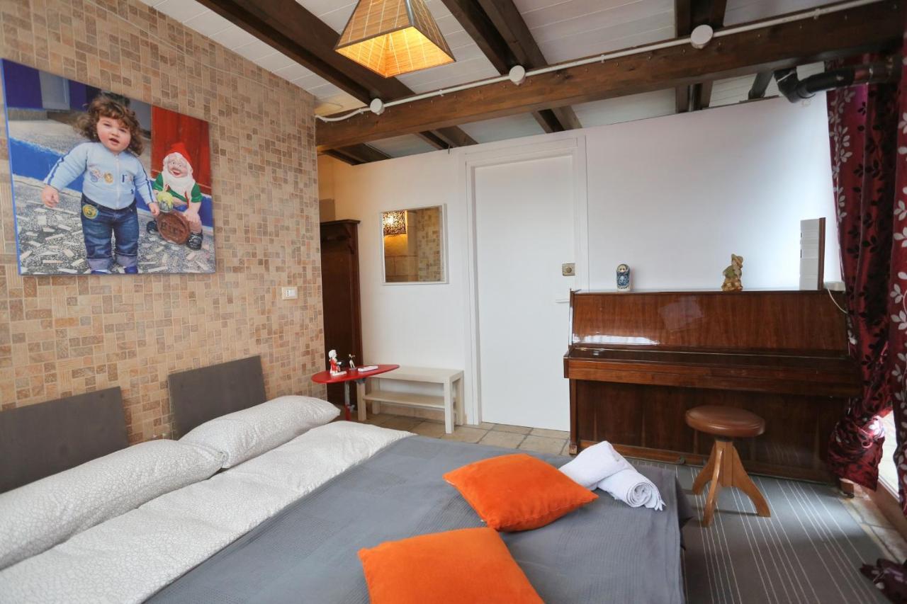 Music House A Castellana Grotte Confinante Via Per Turi 500M Dalle Grotte Buitenkant foto