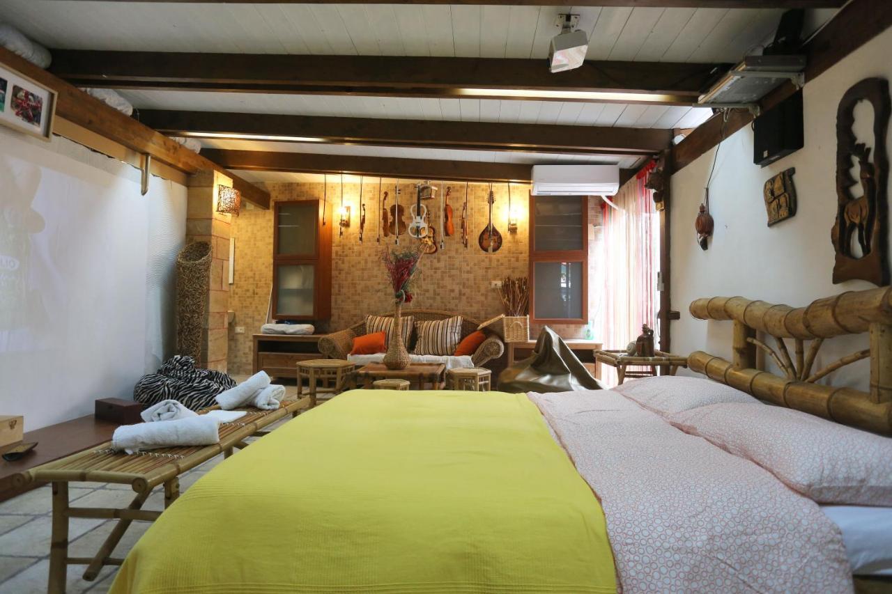 Music House A Castellana Grotte Confinante Via Per Turi 500M Dalle Grotte Buitenkant foto
