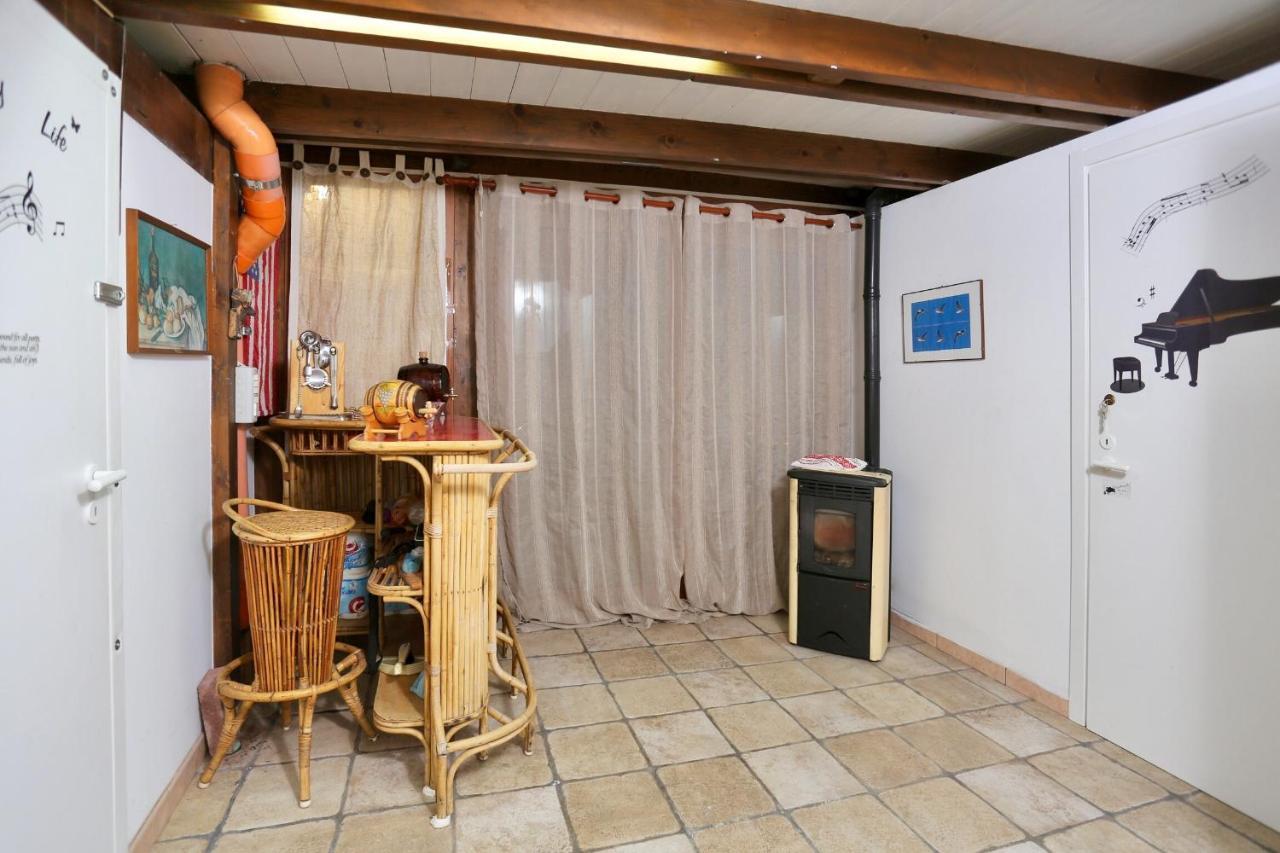 Music House A Castellana Grotte Confinante Via Per Turi 500M Dalle Grotte Buitenkant foto